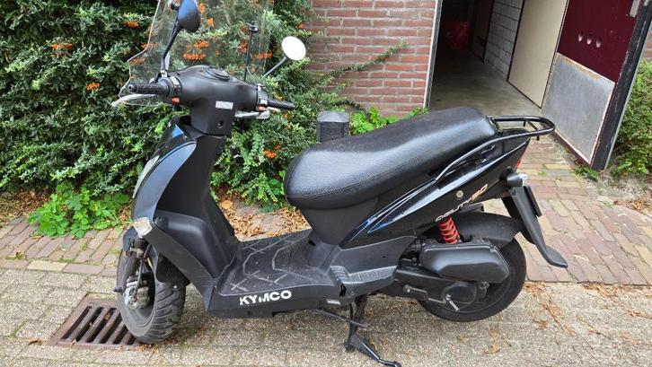 kymco agality 50, Fietsen en Brommers, Snorfietsen en Snorscooters, Gebruikt, Kymco, Benzine, Ophalen