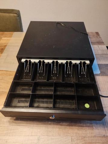 Kassalade  beschikbaar voor biedingen