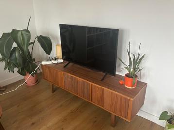 Table for your TV/Living room beschikbaar voor biedingen