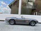1:18 Ferrari 250 GT California grijs 1961 Hotwheels Elite, Hobby en Vrije tijd, Modelauto's | 1:18, Ophalen of Verzenden, Zo goed als nieuw