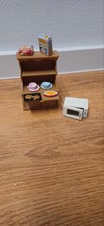 Keukenkast met magnetron, Ophalen