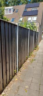 Schutting met beton onderdeel zonder palen ,( twee stuks), Ophalen, Zo goed als nieuw, Minder dan 3 meter