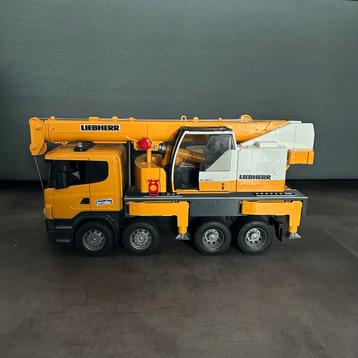 Bruder Liebherr LTF 1045-4.1 Kraanwagen beschikbaar voor biedingen