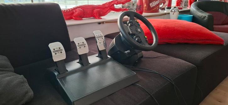 Thrustmaster TMX Force Feedback Stuur + Pedalen - Xbox/PC, Spelcomputers en Games, Spelcomputers | Xbox | Accessoires, Gebruikt
