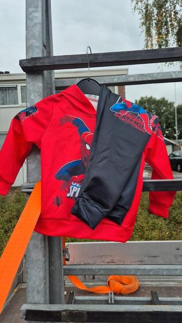 Spiderman kleding set - Nieuw! beschikbaar voor biedingen