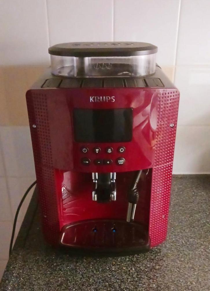 Krups Volautomatisch koffiezetapparaat EA8155 rood, Witgoed en Apparatuur, Koffiezetapparaten, Zo goed als nieuw, Koffiebonen