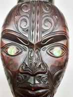 VINTAGE Maori HARD HOUTEN MASKER Nieuw Zeeland met ABALONE, Ophalen of Verzenden