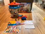Paw patrol uitkijktoren compleet boekje doos stickers, Ophalen of Verzenden, Zo goed als nieuw