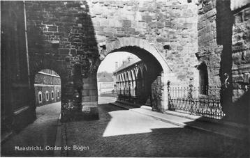 (300-156-019) Maastricht Onder de Bogen beschikbaar voor biedingen