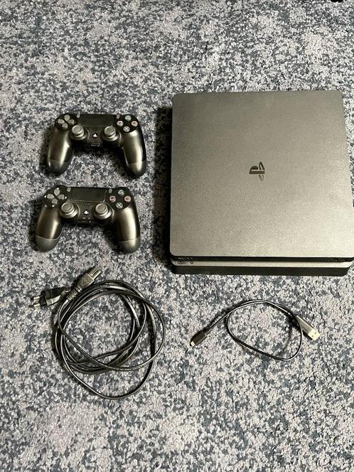 Playstation 4 + 2 controllers + 11 spellen, Spelcomputers en Games, Spelcomputers | Sony PlayStation 4, Zo goed als nieuw, Original