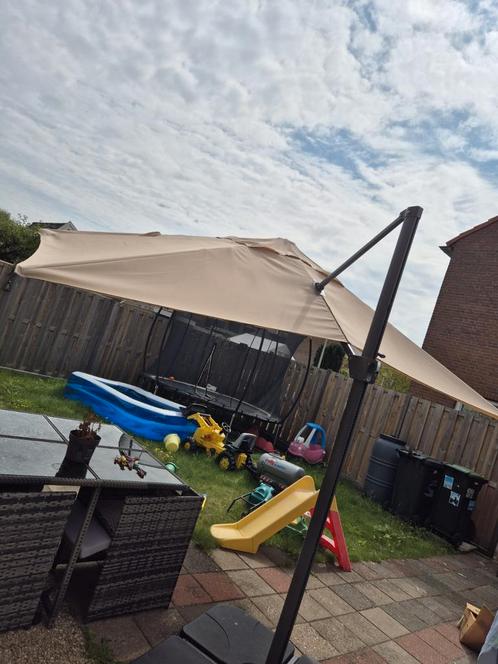 Zeefparasol 3 m diameter, Tuin en Terras, Parasols, Zo goed als nieuw, Kantelbaar, Verstelbaar, Waterdicht, Ophalen