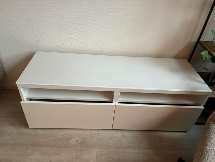 Ikea besta tv meubel, Huis en Inrichting, Kasten | Televisiemeubels, Zo goed als nieuw, Minder dan 100 cm, 100 tot 150 cm, 25 tot 50 cm