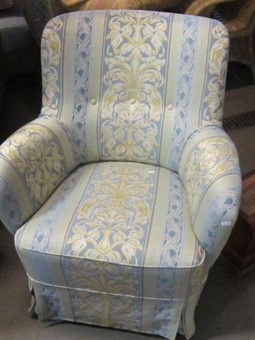 Fauteuil licht blauw gestreept gestoffeerd beschikbaar voor biedingen