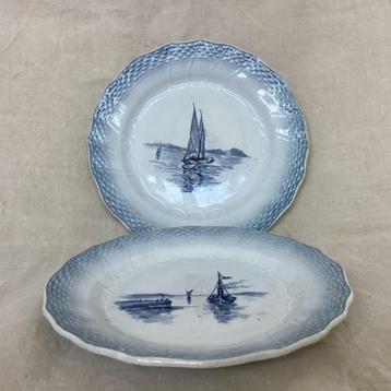 2 wit- blauwe bordjes Moulins des Loups. Orchies. Marine beschikbaar voor biedingen