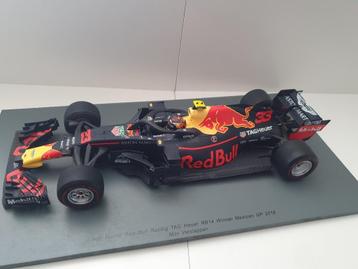 Max Verstappen 1:18 de winnaar van GP Mexico 2018 beschikbaar voor biedingen