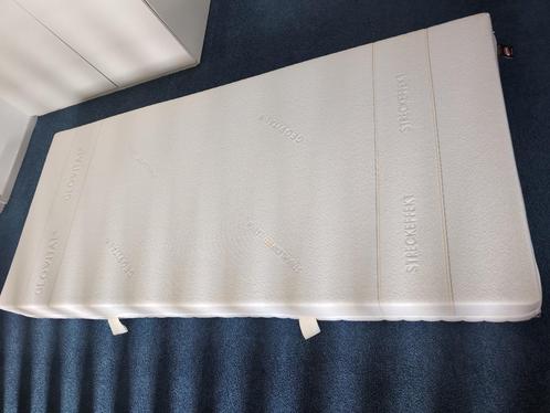 Geovital Theravital matras 200x90, Huis en Inrichting, Slaapkamer | Matrassen en Bedbodems, Zo goed als nieuw, Matras, 90 cm, 200 cm