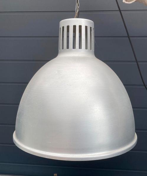 Grote Aluminium lampen geschikt voor buiten, Huis en Inrichting, Lampen | Hanglampen, Zo goed als nieuw, Minder dan 50 cm, Metaal