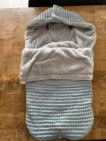 Zo Goed Als Nieuwe Baby voetenzak koeka beschikbaar voor biedingen