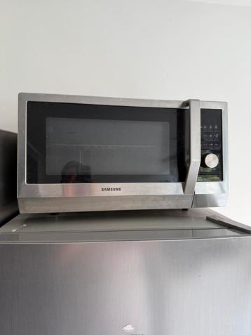 Samsung Combi Oven/Magnetron beschikbaar voor biedingen