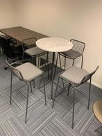 Barzitje Pedrali tafel met 4 krukken, Ophalen, Met voetsteun, 60 tot 90 cm, Zo goed als nieuw