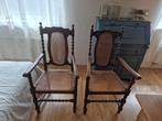 Antieke stoelen., Ophalen