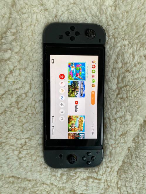 Nintendo switch grijs, Spelcomputers en Games, Spelcomputers | Nintendo Switch, Gebruikt, Switch 2019 Upgrade, Ophalen