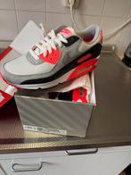 Nieuwe Nike Air Max 90 Infrared - Maat 42.5, Kleding | Heren, Schoenen, Ophalen of Verzenden, Nieuw, Overige kleuren, Sneakers of Gympen