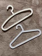 Gevraagd. Deze kleerhangers/kledinghangers van Ikea., Ophalen of Verzenden, Zo goed als nieuw