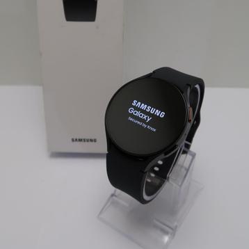 Samsung Galaxy Watch 6 44mm LTE | in Zeer Nette Staat beschikbaar voor biedingen