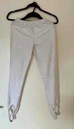 Drie turn broekjes, Sport en Fitness, Turnen, Kindermaat 146 t/m 176, Ophalen, Zo goed als nieuw, Turnbroekje