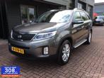 Kia Sorento 2.4 GDi Automaat Plus Pack 7p.Panorama Trekh Nap, Auto's, Kia, Euro 5, Stof, Gebruikt, 2000 kg