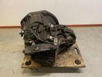 versnellingsbak vivaro trafic 2007-2012 2.0cdti 6-bak PF6024, Auto-onderdelen, Gebruikt, -, -, Ophalen of Verzenden