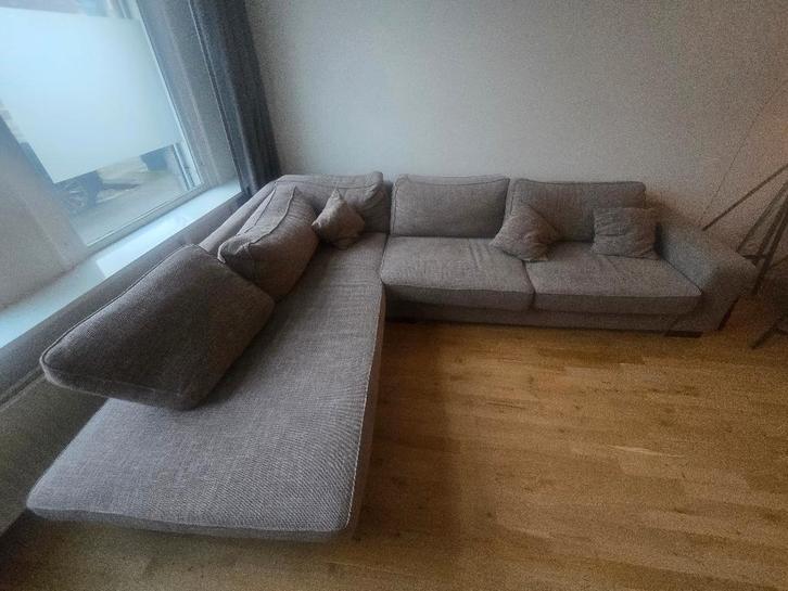 Mooie bank, 50 euro, Huis en Inrichting, Banken | Bankstellen, Gebruikt, Hoekbank, Vierpersoons of meer, 300 cm of meer, 100 tot 125 cm