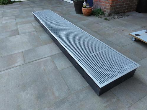 Jaga Mini Dynamic Canal / Mini Canal Hybrid, Doe-het-zelf en Verbouw, Verwarming en Radiatoren, Zo goed als nieuw, Radiator, 800 watt of meer