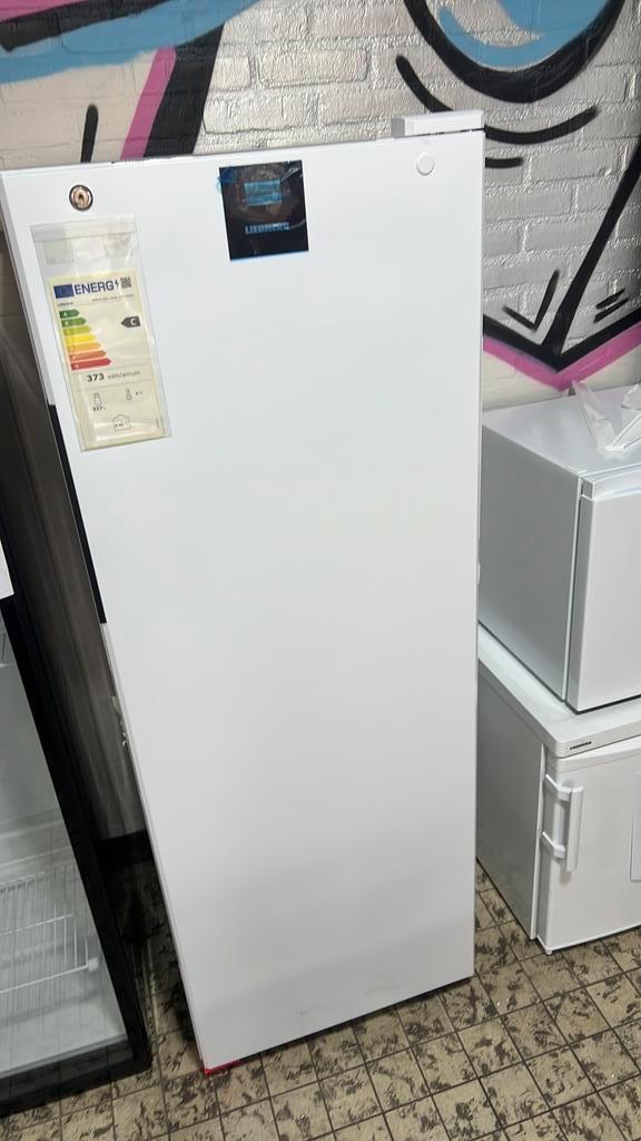 Liebherr koeling met deur slot nieuw 327 liter, Witgoed en Apparatuur, Koelkasten en IJskasten, Nieuw, Zonder vriesvak, 200 liter of meer