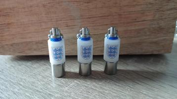 Matrix- Steve Neville 3 lions bobbin (small) beschikbaar voor biedingen