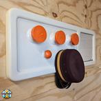 Vintage / Space Age Oranje Wandkapstok met Spiegel (jaren 70, Wandkapstok, Kunststof, Gebruikt, .