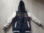 Jongensjas maat 128, Kinderen en Baby's, Kinderkleding | Maat 128, Ophalen, Zo goed als nieuw, Jongen of Meisje, Jas