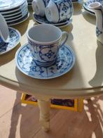 Blau Saks , 4 koffiekopjes met schotel, Verzamelen, Ophalen of Verzenden, Gebruikt, Porselein, Kop en/of schotel