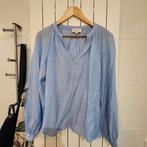 Aaiko blouse maat s lichtblauw, Kleding | Dames, Blouses en Tunieken, Ophalen of Verzenden, Zo goed als nieuw, Blauw