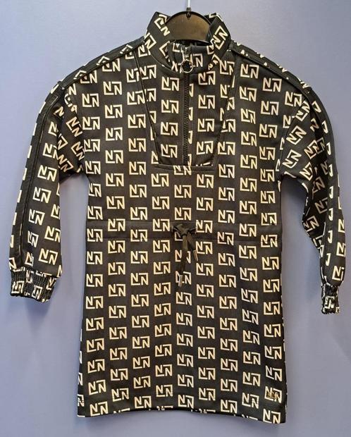 Nik & Nik logo dress casual jurk zwart Femy mt 116 nr 46174, Kinderen en Baby's, Kinderkleding | Maat 116, Zo goed als nieuw, Meisje