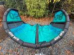 Slingshot Rally v2 8m Kite - Top Conditie!, Watersport en Boten, Kitesurfen, Ophalen, 8 m², Geen board, Zo goed als nieuw