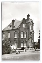 Bergeijk, Gemeentehuis, Verzamelen, Ansichtkaarten | Nederland, Verzenden, 1940 tot 1960, Ongelopen, Noord-Brabant