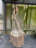 Bloemstuk met houten voet, Ophalen, Gebruikt