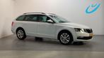 Skoda Octavia Combi 1.0 TSI Greentech Business Edition Leder, Auto's, Gebruikt, Met garantie (alle), Wit, Origineel Nederlands