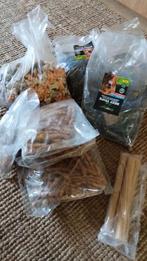 hondenkoekjes en kauwstaafjes 6 kilo ruim, Ophalen of Verzenden, Hond