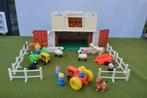 Vintage Fisher Price Play family farm / boerderij #915, 1967, Ophalen of Verzenden, Gebruikt, Speelset