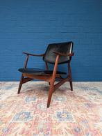 Vintage fauteuil, Louis van Teeffelen voor Wébé, jaren 60, Huis en Inrichting, Stoelen, Ophalen, Gebruikt, Bruin, Hout