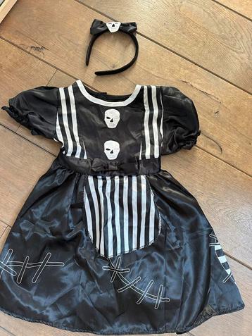 Halloween Jurk met Doodskoppen - Maat 110-116 beschikbaar voor biedingen