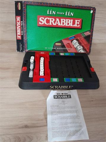 Een tegen een Scrabble - s1329 beschikbaar voor biedingen